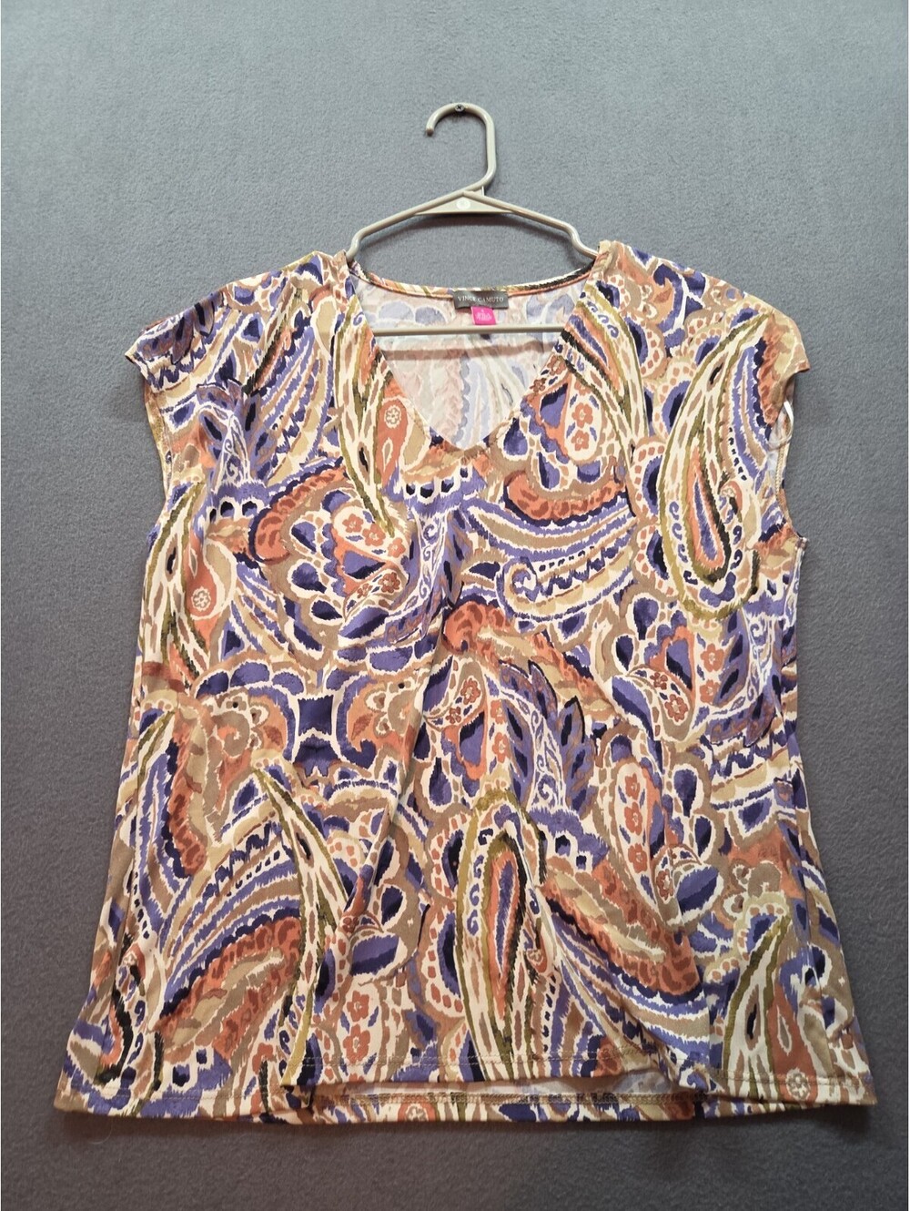 women's Vince Camuto sleeveless paisley top size S
